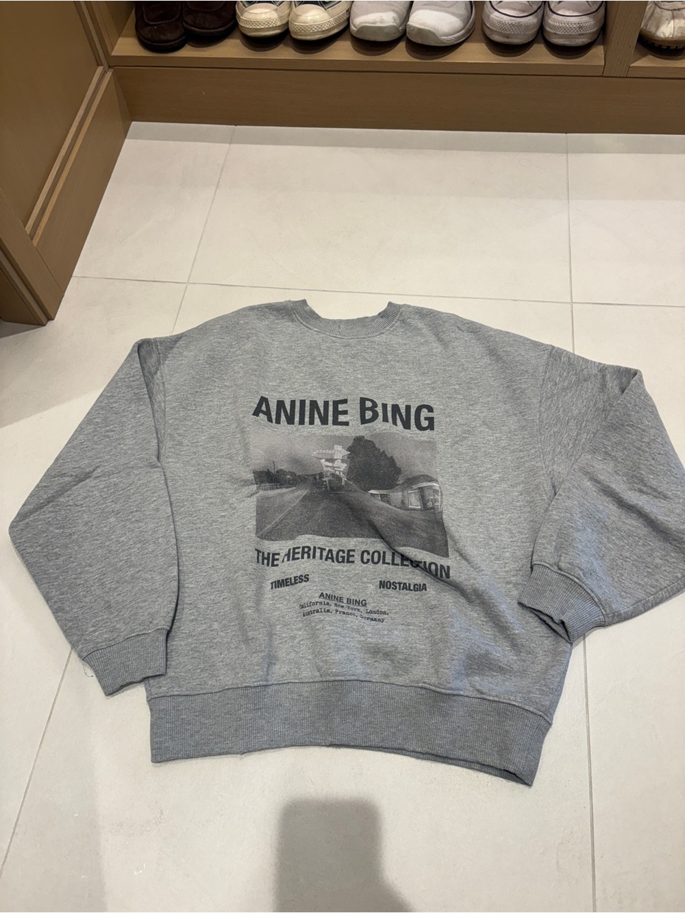 Anine Bing size Medium Gray Graphic Crewneck Sweatshirt